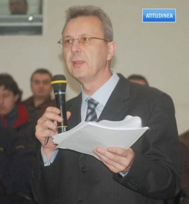 Atitudinea: Aeroportul Kogălniceanu pierde procese pe bandă rulantă pe mâna avocatului Popescu